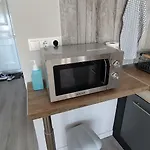 Appartement Sunny House Loutraki Is A Modern Loft Studio With Views Of The Bay And Mountains On The Top Floor With A Separate Entrance And Private Parking Isthmia
