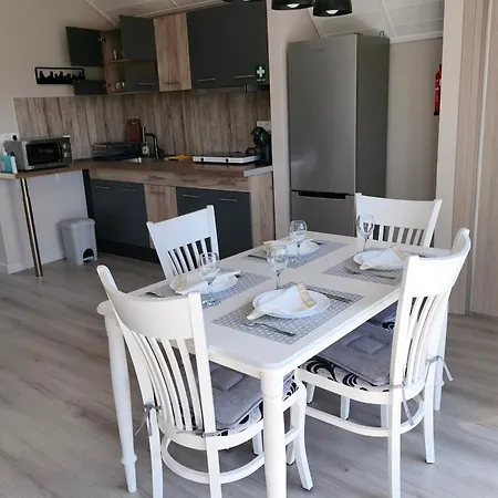 Sunny Loutraki Is A Modern With Views Of The Bay And Mountains With Private Parking * لوتراكي