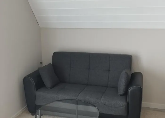 Sunny House Loutraki Is A Modern Loft Studio With Views Of The Bay And Mountains On The Top Floor With A Separate Entrance And Private Parking * إسثْمِيا